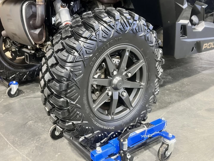 2023 POLARIS GENERAL 4 XP 1000 DLX-DELUXE EDITION + 4X4 + EPS + RIDE COMMAND GPS - AUDIO + 4 PASSAGERS + GARANTIE SEPT 2028 