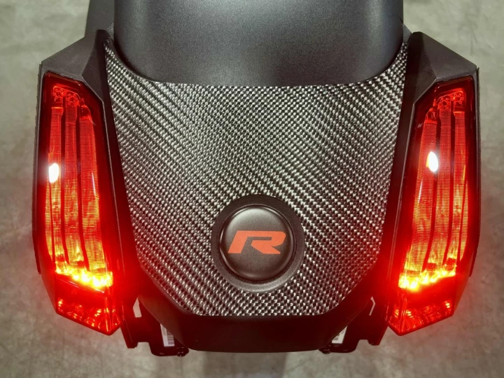 2022 BRP CAN-AM RYKER SPORT 900 ACE EFI + SEULEMENT 8724 KM + ENSEMBLE CARBON + BANC PASSAGER + MUFFLLER + A1 