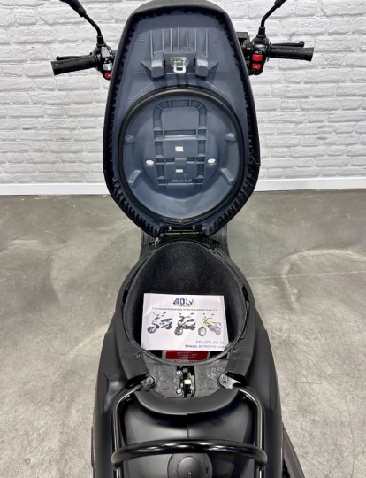 2026 ADLY SCOOTER BULLSEYE GTC 50 cc + 2 TEMPS + NEUF 0 KM + EN INVENTAIRE & LIVRAISION RAPIDE 