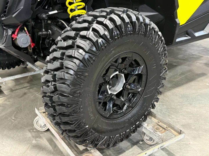 2019 BRP CAN-AM MAVERICK SPORT 1000R EFI + 4WD + DPS + FOX + BEAUCOUP D'ÉQUIPEMENTS $$$ + RARE & A1 