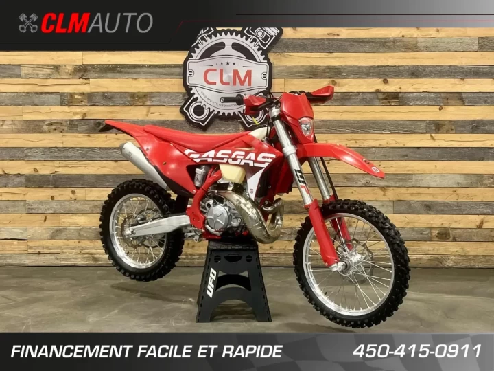 2023 GASGAS EC 300 EFI + 2 TEMPS A INJECTION D'HUILE + DEMARREUR ELECTRIQUE + SEULEMENT 20 HR + RARE & A1 