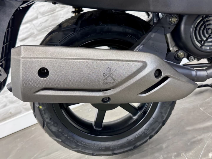 2026 ADLY SCOOTER BULLSEYE GTC 50 cc + 2 TEMPS + NEUF 0 KM + EN INVENTAIRE & LIVRAISION RAPIDE 