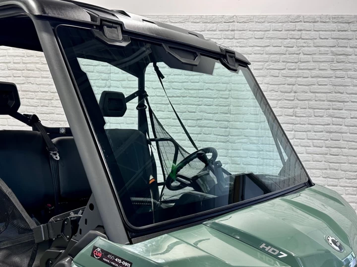 2023 BRP CAN-AM DEFENDER HD-7 EFI + 4WD + DPS + SEULEMENT 2964 KM + RARE & A1 