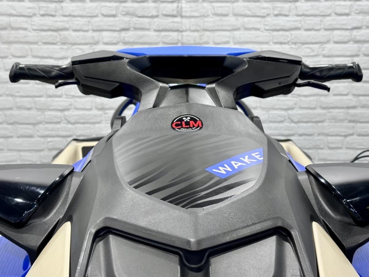 2025 BRP SEA-DOO EDITION WAKE 170 H.P + IBR + VTS + IDF + TOUR & RACK + 3 PASSAGERS + RARE 