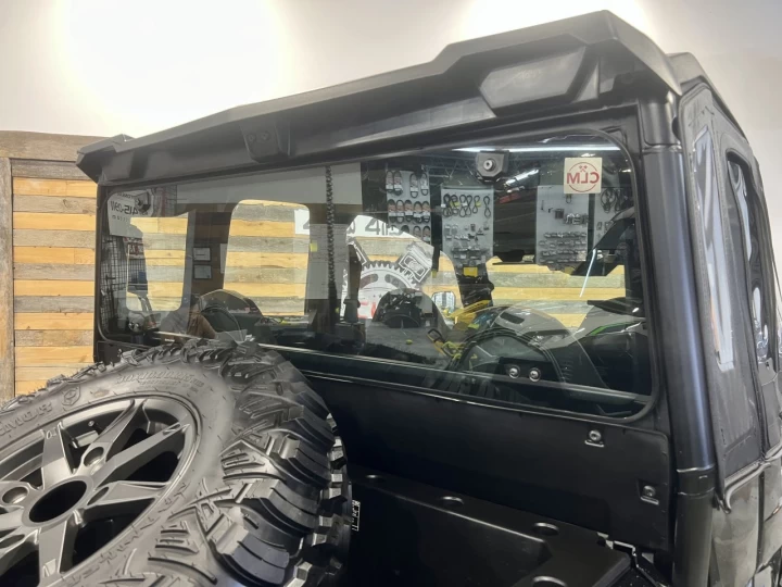 2023 POLARIS GENERAL 4 XP 1000 DLX-DELUXE EDITION + 4X4 + EPS + RIDE COMMAND GPS - AUDIO + 4 PASSAGERS + GARANTIE SEPT 2028 