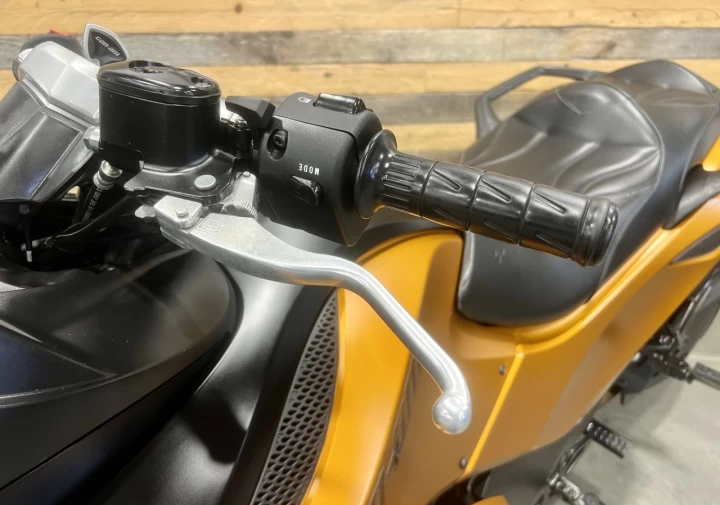 2008 BRP CAN-AM SPYDER RS-S / SM-5 MANUELLE @ CLUTCH + FOX PODIUM + 44585 KM + COULEUR RARE & A1 