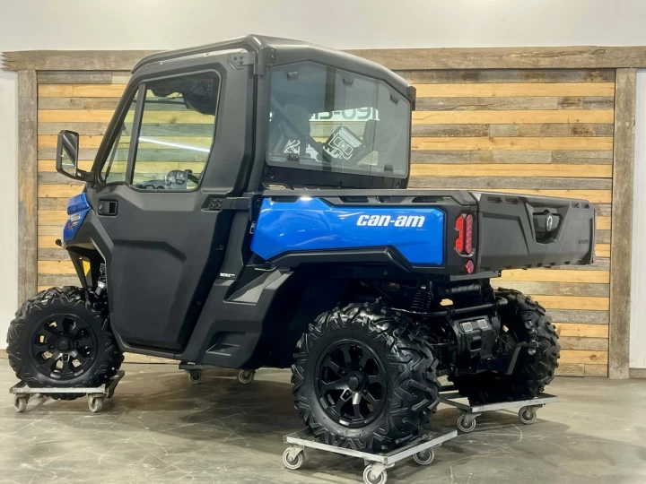 2021 BRP CAN-AM DEFENDER CAB HD-10 LIMITED + 4X4 + D.P.S + 3985 KM SEULEMENT + TOUTE ÉQUIPÉE + RARE & IMPECCABLE A1 