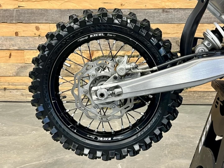 2022 KTM 85 SX MX-MOTOCROSS / ROUE 14'' & 17'' + SEULEMENT 35 HR + RARE & A1 