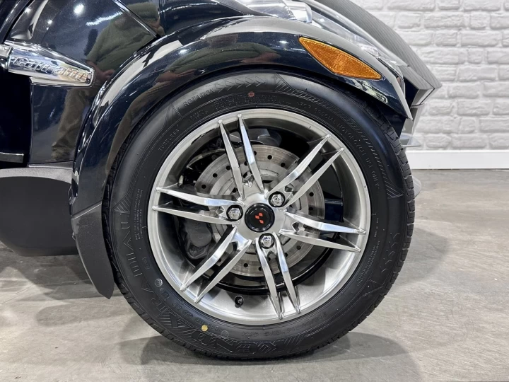 2010 BRP CAN-AM SPYDER RT-S SM-5 (MANUELLE A CLUTCH) + SUSPENSION A AIR + 51197 KM + RARE & A1 