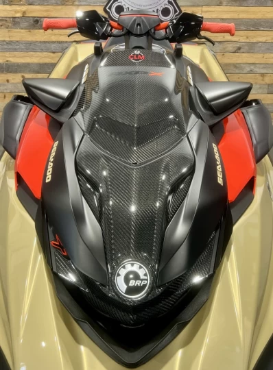 2025 BRP SEA-DOO RXP-X 325 H.P + IBR + VTS + PREMIUM AUDIO + TECH PKG + 4 HR + RARE & A1 