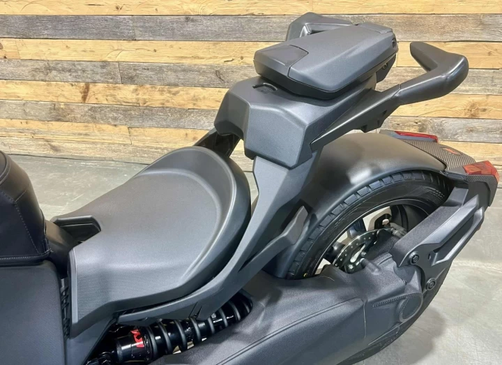 2022 BRP CAN-AM RYKER SPORT 900 ACE EFI + SEULEMENT 8724 KM + ENSEMBLE CARBON + BANC PASSAGER + MUFFLLER + A1 