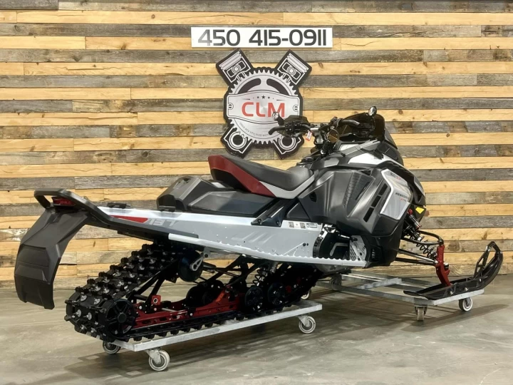 2024 BRP SKI-DOO RENEGADE X-RS 900 ACE TURBO ''R'' 180 H.P + PLATEFORME REV GEN5 + 7911 KM + CONDITION A1 