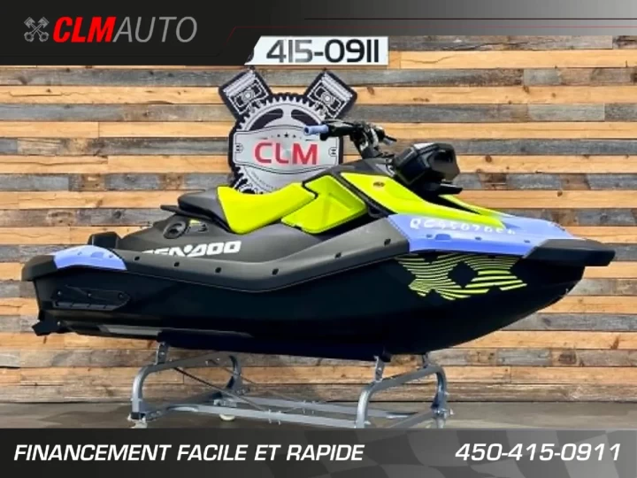 2024 BRP SEA-DOO SPARK TRIXX + IBR + VTS + PREMIUM AUDIO + SEULEMENT 12 HR + COULEUR RARE & A1 