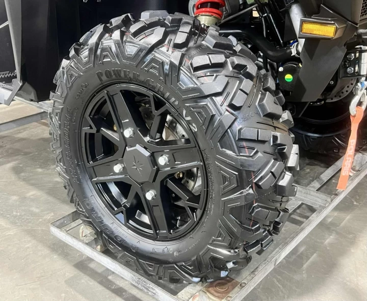2023 POLARIS SPORTSMAN 850 EFI ULTIMATE TRAIL + 4X4 + EPS + SEULEMENT 534 KM / 34 HR + CONDITION A1 