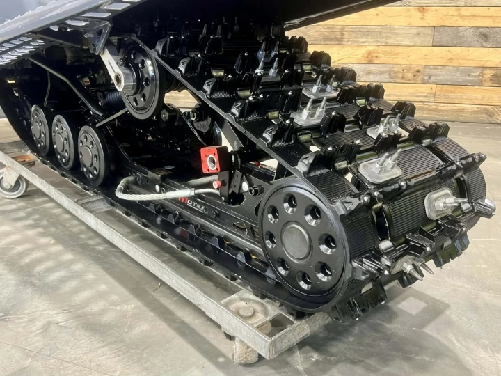 2018 BRP SKI-DOO RENEGADE ENDURO 600 E-TEC 137'' + SUSPENSION A AIR + ROLLERSKI + CONDITION IMPECCABLE A1 