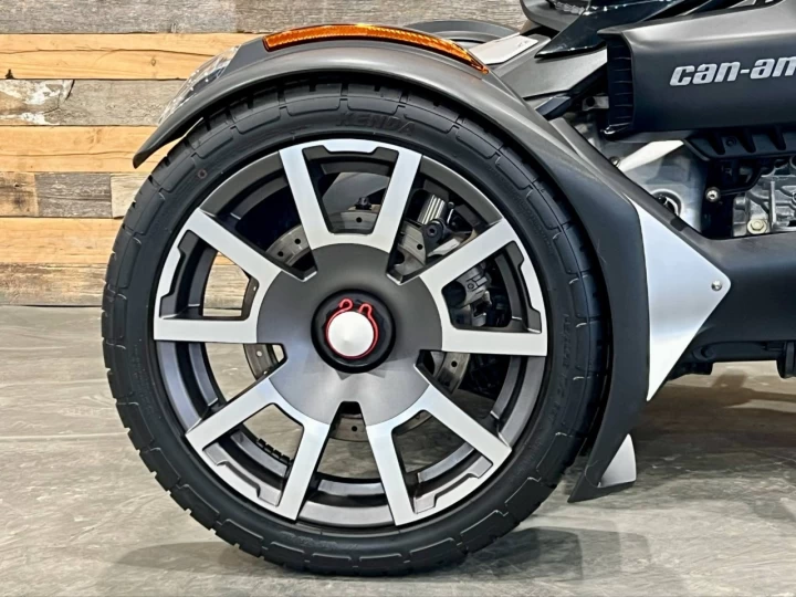 2021 BRP CAN-AM RYKER 900 EDITION RALLY + SUSPENSION KYB + BANC 2 PLACES + PARE BRISE 