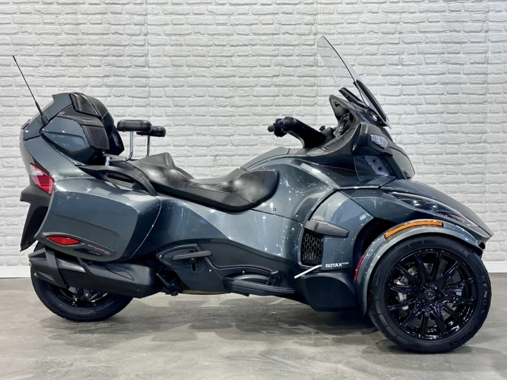 2018 BRP CAN-AM SPYDER RT LIMITED EDITION DARK SE-6 (SEMI-AUTOMATIQUE) ROTAX 1330 cc ACE EFI + 56197 KM + RARE & A1 