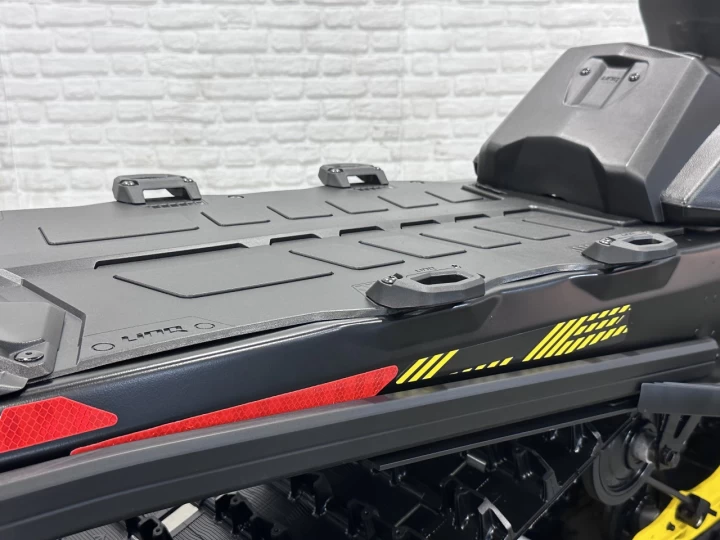 2026 BRP SKI-DOO TUNDRA L.E 600 ACE EFI LT-LONG TRACK 154'' + REV GEN4 + SEULEMENT 808 KM + RARE 