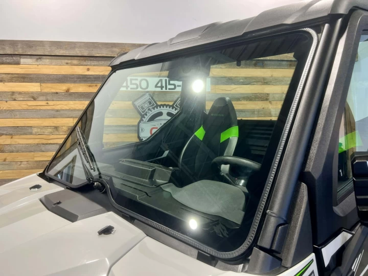 2024 KAWASAKI RIDGE 1000 EFI VERSION XR HVAC + 4X4 + EPS + TOUTE ÉQUIPÉE + GARANTIE NOVEMBRE 2027 + ULTRA RARE & A1 