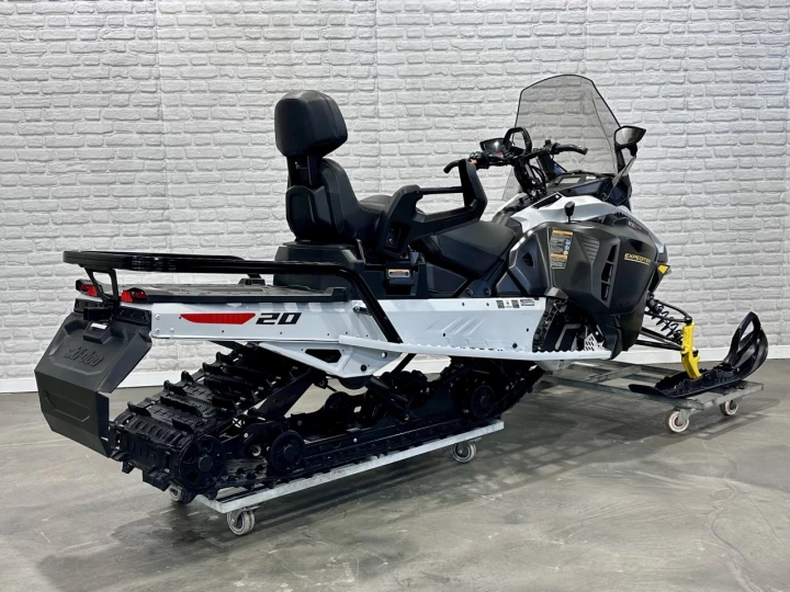 2025 BRP SKI-DOO EXPEDITION L.E 600R E-TEC WT-WIDE TRACK 154'' X 20'' + 740 KM + BANC PASSAGER + RARE & A1 