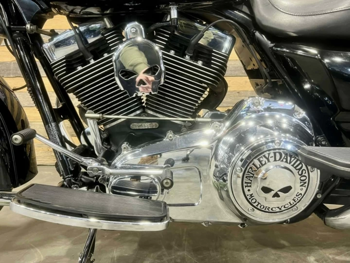 2011 HARLEY-DAVIDSON FLHTC ELECTRA GLIDE CLASSIC + 96 ci = 1584 cc EFI + 92849 KM + RARE & A1 