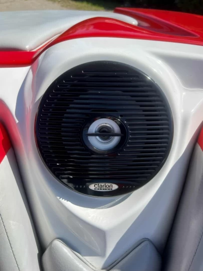 2007 BRP SEA-DOO SPEEDSTER 150 ROTAX 215 HP + TOUR + TOIT BIMINI + RADIO + REMORQUE + SEULEMENT 98 HEURES 