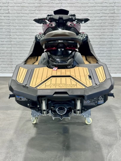 2026 KAWASAKI JET SKI ULTRA 310 LX +JETSOUND AUDIO + SEULEMENT 11 HR + 3 PASSAGERS + TOILE + RARE & A1 