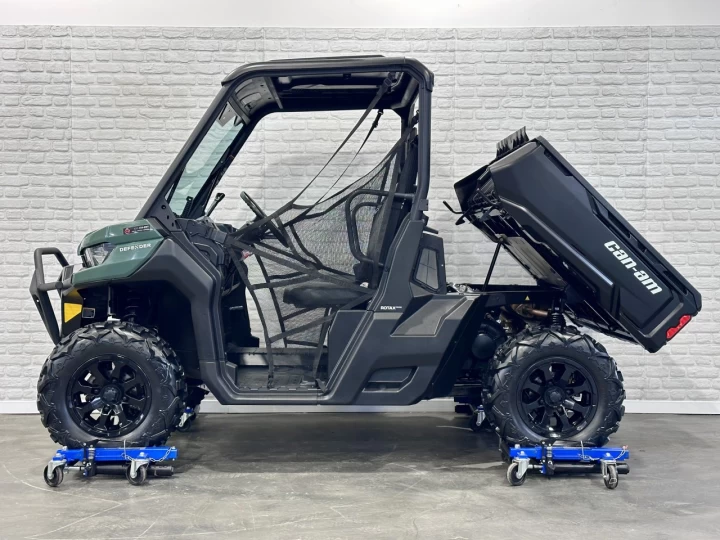 2023 BRP CAN-AM DEFENDER HD-7 EFI + 4WD + DPS + SEULEMENT 2964 KM + RARE & A1 