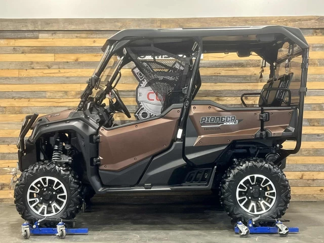 HONDA PIONEER-5 1000 LIMITED EDITION + 4X4 + EPS + FOX + 5 PASSAGERS + 2447 KM SEULEMENT  2020