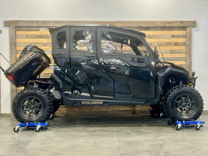 2023 POLARIS GENERAL 4 XP 1000 DLX-DELUXE EDITION + 4X4 + EPS + RIDE COMMAND GPS - AUDIO + 4 PASSAGERS + GARANTIE SEPT 2028 