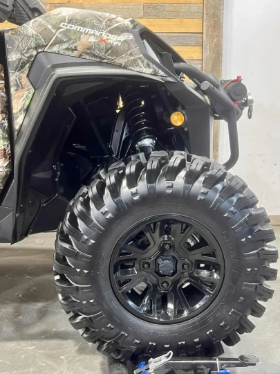 2023 BRP CAN-AM COMMANDER MAX CREW 1000R EFI + 4X4 + DPS + SEULEMENT 154 KM / 17 HR + 4 PASSAGERS + RARE & A1 