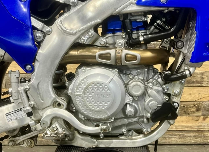 2023 YAMAHA YZ 450F EFI + 4 TEMPS + SEULEMENT 17 HR + MX-ENDURO-SNOWBIKE + CONDITION A1 