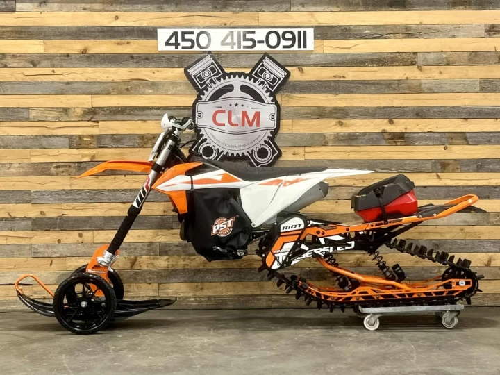 2019 KTM SX-F 450 EFI + 4 TEMPS + SEULEMENT 92 HR + BEAUCOUP D'OPTIONS $$$ + RARE & CONDITION A1 