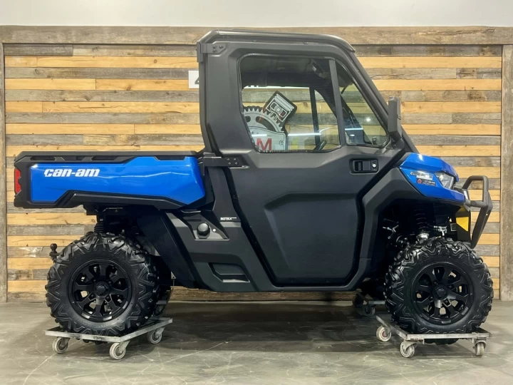 2021 BRP CAN-AM DEFENDER CAB HD-10 LIMITED + 4X4 + D.P.S + 3985 KM SEULEMENT + TOUTE ÉQUIPÉE + RARE & IMPECCABLE A1 