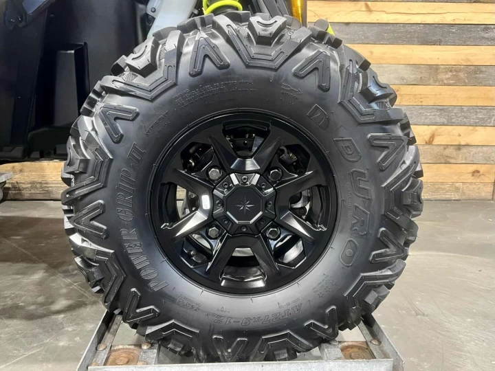 2023 POLARIS SCRAMBLER XP 1000 VERSION ''S'' + 4X4 + EPS + SEULEMENT 2235 KM + GARANTIE JANVIER 2027 + LOOK INCROYABLE 
