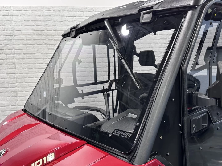 2016 BRP CAN-AM DEFENDER XT HD-10 EFI + 4WD + DPS + CABINE + CHAUFRETTE + 11130 KM + RARE & A1 