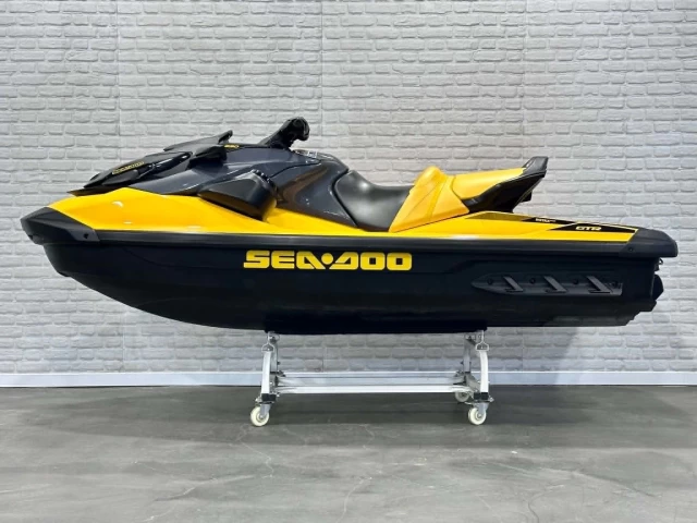 BRP SEA-DOO GTR 230 H.P + IBR + VTS + AUDIO + 3 PASSAGERS + SEULEMENT 65 HR + RARE & A1  2022