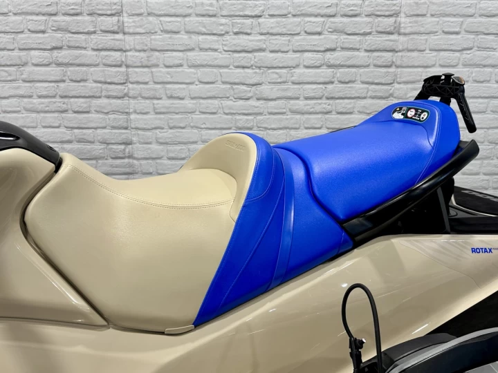 2025 BRP SEA-DOO EDITION WAKE 170 H.P + IBR + VTS + IDF + TOUR & RACK + 3 PASSAGERS + RARE 