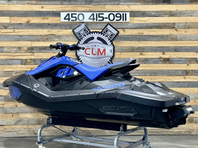 BRP SEA-DOO SPARK TRIXX 2UP +IBR + VTS + 48 HR SEULEMENT + RARE & A1  2023