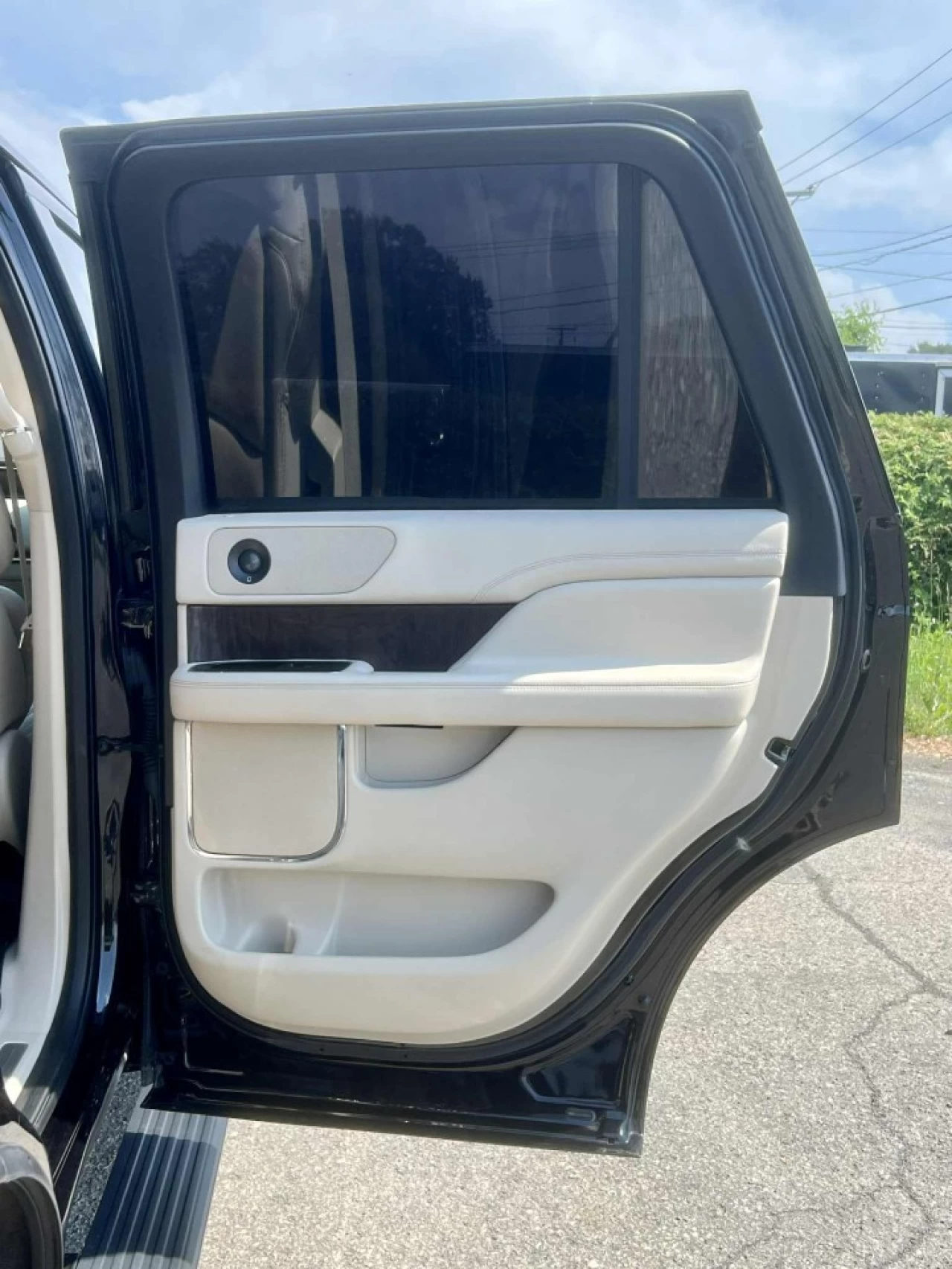 2021 LINCOLN NAVIGATOR EDITION RESERVE + MAGS 22'' + 7 PASSAGERS + TOUTE ÉQUIPÉE  Main Image