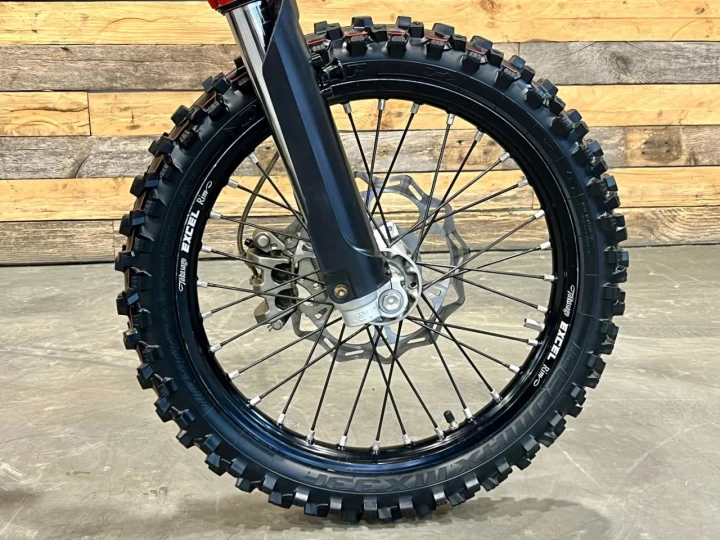 2022 KTM 85 SX MX-MOTOCROSS / ROUE 14'' & 17'' + SEULEMENT 35 HR + RARE & A1 