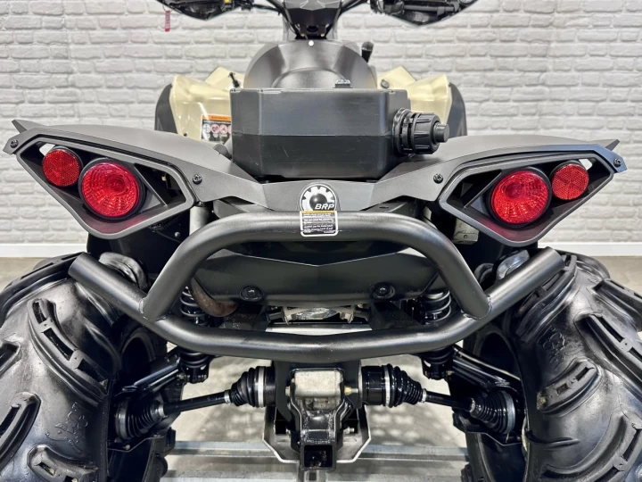 2022 BRP CAN-AM RENEGADE X-MR 650 EFI + 4WD + DPS + FOX + GORILLA 30'' + 2929 KM SEULEMENT + RARE & A1 