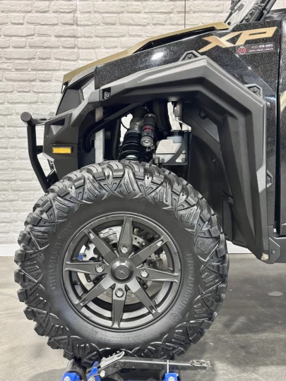 2023 POLARIS GENERAL XP 1000 EFI PREMIUM DELUXE + 4WD + EPS + AUDIO + SEULEMENT 3425 KM + RARE & A1 