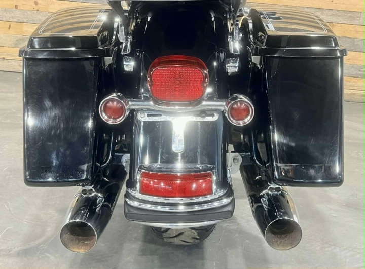 2011 HARLEY-DAVIDSON FLHTC ELECTRA GLIDE CLASSIC + 96 ci = 1584 cc EFI + 92849 KM + RARE & A1 