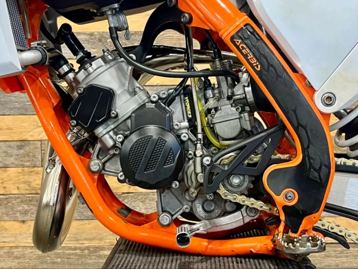 2022 KTM 85 SX MX-MOTOCROSS / ROUE 14'' & 17'' + SEULEMENT 35 HR + RARE & A1 