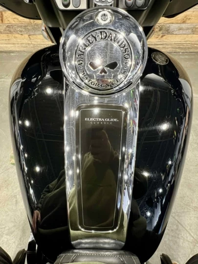 2011 HARLEY-DAVIDSON FLHTC ELECTRA GLIDE CLASSIC + 96 ci = 1584 cc EFI + 92849 KM + RARE & A1 