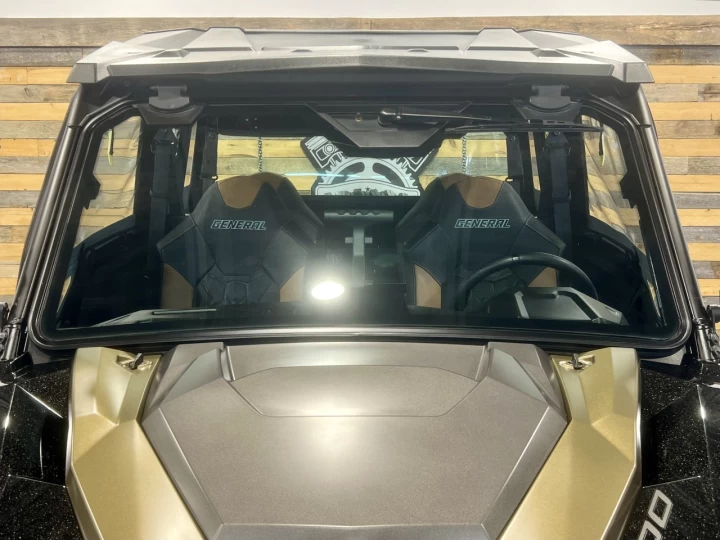 2023 POLARIS GENERAL 4 XP 1000 DLX-DELUXE EDITION + 4X4 + EPS + RIDE COMMAND GPS - AUDIO + 4 PASSAGERS + GARANTIE SEPT 2028 