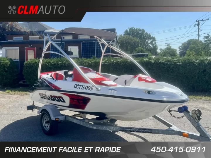 2007 BRP SEA-DOO SPEEDSTER 150 ROTAX 215 HP + TOUR + TOIT BIMINI + RADIO + REMORQUE + SEULEMENT 98 HEURES 