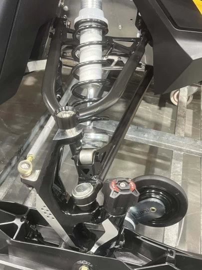 2018 BRP SKI-DOO RENEGADE ENDURO 600 E-TEC 137'' + SUSPENSION A AIR + ROLLERSKI + CONDITION IMPECCABLE A1 