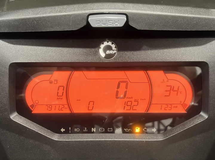 2024 BRP SKI-DOO RENEGADE X-RS 900 ACE TURBO ''R'' 180 H.P + PLATEFORME REV GEN5 + 7911 KM + CONDITION A1 